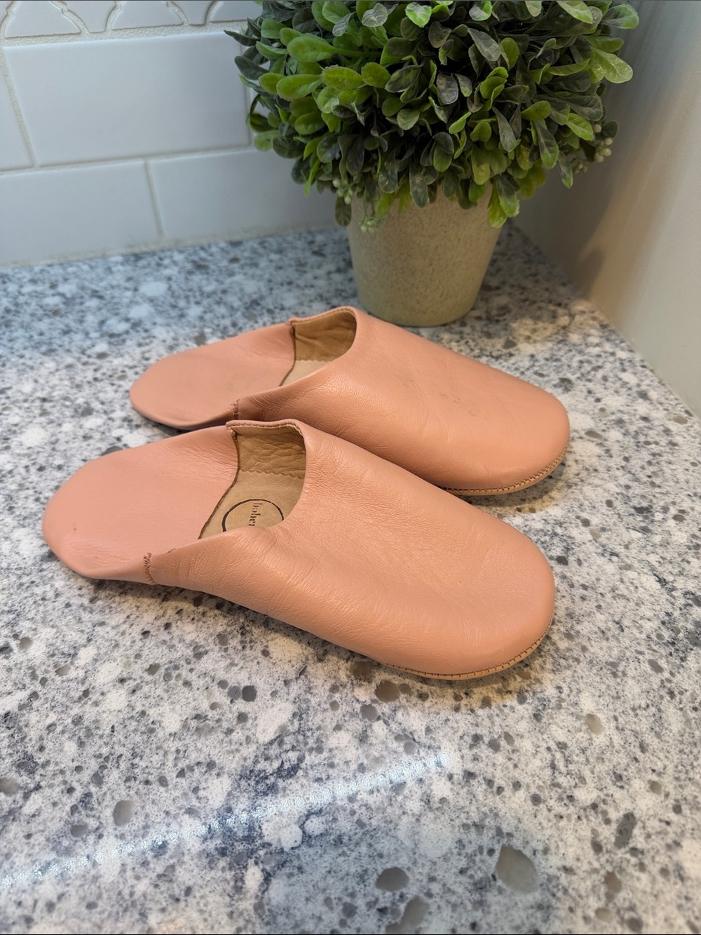 Bohemia Women’s Slip-On Leather Slipper House Mules in Peach Small
